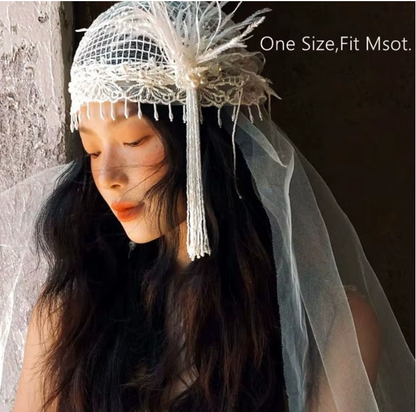 Voile de Mariée Rétro Ivoire avec Pampilles en Plumes | Style Français